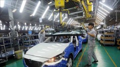 Automobile producers struggle with lack of microchip