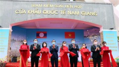 Vietnam, Laos officially launch Nam Giang – Dakta Ok int’l border gates