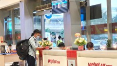 How will Vietnam apply domestic airfare floor price?