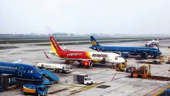Vietnam's aviation industry seeks emergency loans to survive Covid-19 pandemic