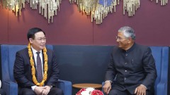 Parliament chairman arrives in New Delhi to boost Vietnam-India relations
