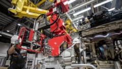 Vietnam's economic growth driven by manufacturing industry