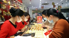 Domestic gold prices experience strong changes