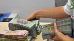 Banks avoiding further bad debt risks