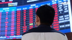 Supervise closely the abnormal signs of stock market