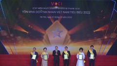 Honoring 6 entrepreneurs with outstanding contributions in the fight against COVID-19 in Vietnam