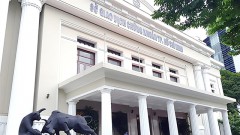 Macro uncertainties weigh on market this week: experts