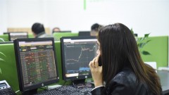 Market lifted by central bank's pivot signal: expert