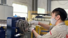 Legal risks make private enterprises invest less in large projects