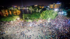 Hanoi develops night-time tourism to attract more visitors
