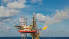 How to pick oil and gas stocks