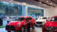Year-end auto market still sluggish