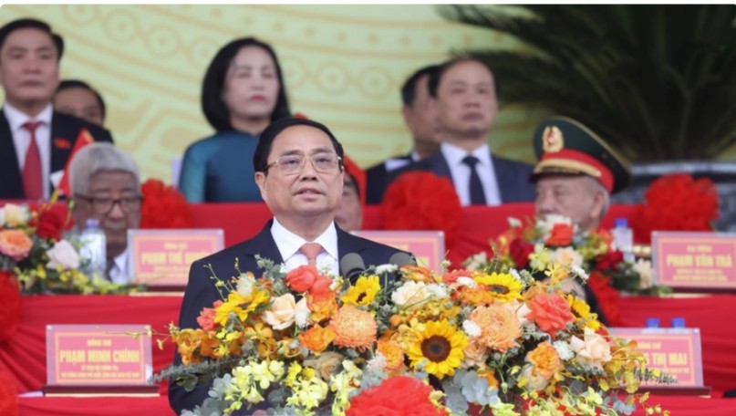 Grand ceremony, parade mark 70th anniversary of Dien Bien Phu Victory