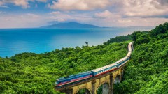 Vietnam: "Slow travel" by train becomes a trend