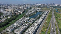 Calculating land rent based on the time of handover
