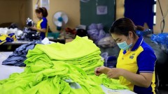 Textile, garment industry needs to adapt to changing order trends: analysts