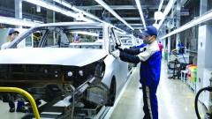 Proposal to reduce registration fees to restore growth of domestic automobile industry