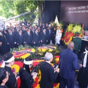 Party General Secretary laid to rest at Hanoi’s Mai Dich Cemetery