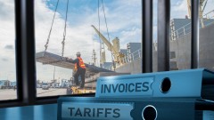 US tariffs continue to lift the US dollar 