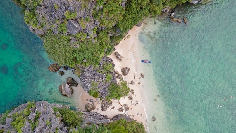 Not Ha Long or Sam Son, this is the hottest beach destination for the April 30 holiday 
