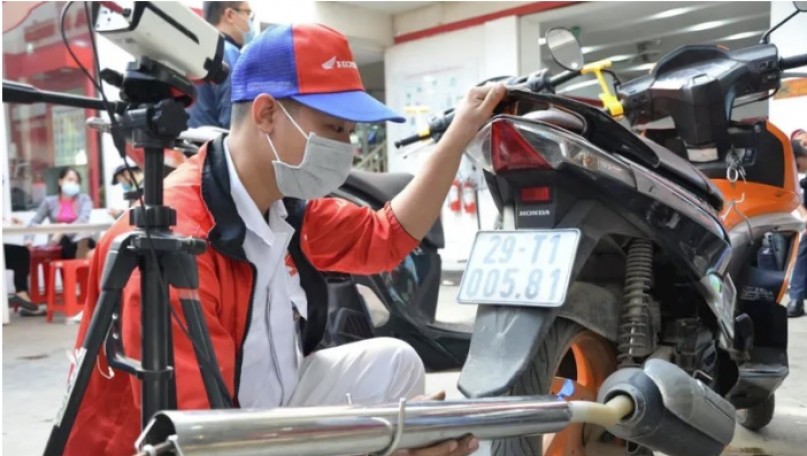 Hanoi proposed delaying the roadmap for motorbike emissions inspections