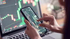 "Catching the wave" of real estate sector stocks