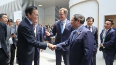 Vietnam's approach is confident balancing of principles with courage