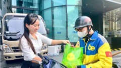 ShopeeFood, GrabFood hold sway in Vietnam’s food delivery market 