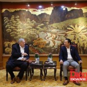 Vietnam, U.S. Bolster Economic Cooperation and Business Connectivity
