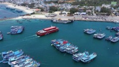 Developing Phu Quy into offshore marine economic hub