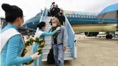 Cheaper flights open new options for travelers in Vietnam