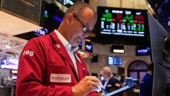 “Short memory syndrome” in global financial market