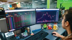 VN-Index moves sideways, which stocks to pick?