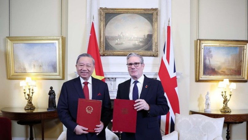 Viet Nam, UK elevate bilateral ties to comprehensive strategic partnership
