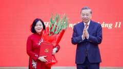 Ms. Bui Thi Minh Hoai appointed as Secretary of the Party Committee of the Viet Nam Fatherland Front and Central Mass Organizations
