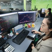 Stock Market Daily Forecast: Restructuring portfolios for some stocks