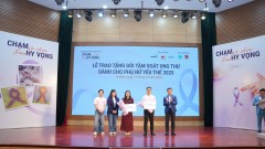 Napas, Mastercard and Payoo donate provide 2,010 free cancer screening packages and organize “zero-dong stalls” for vulnerable women