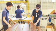 Imports-exports reach new record high