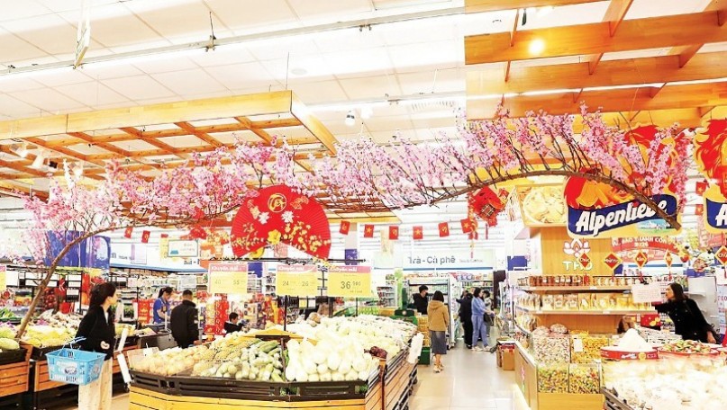 Goods remain abundant and prices stable ahead of Tet