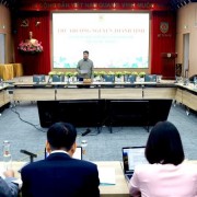 Creating special mechanisms to develop petroleum industry into spearhead sector