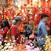 Vietnamese travellers embrace long holiday to celebrate Tet in their own way