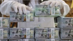 How will the US dollar move after the US Supreme Court’s tariff decision?