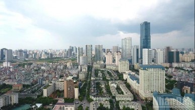 Pivotal role of infrastructure: from public investment to long-term growth