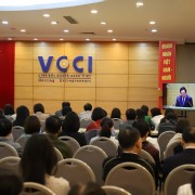 VCCI's Party Committee studies, grasps, and implements Resolution No. 79 and Resolution No. 80