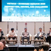 Vietnam Targets 10% Growth in 2026: Opportunities and Challenges for International Investors