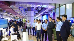 Developing knowledge economy in new era