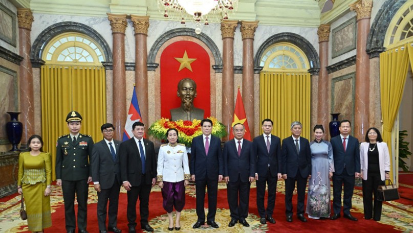 [Photos] State President receives ambassadors’ presentation of credentials