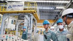 Vietnamese Enterprises: Challenge in Digitizing, Greening Supply Chains