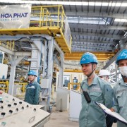 Vietnamese Enterprises: Challenge in Digitizing, Greening Supply Chains