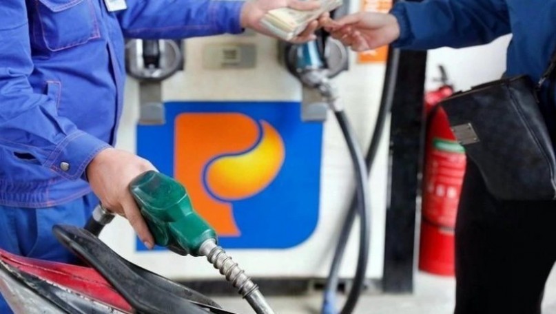 Cutting environmental protection tax on petroleum: An urgent fiscal measure to cool domestic prices